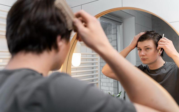 Daily Habits That Cause Hair Loss in Men